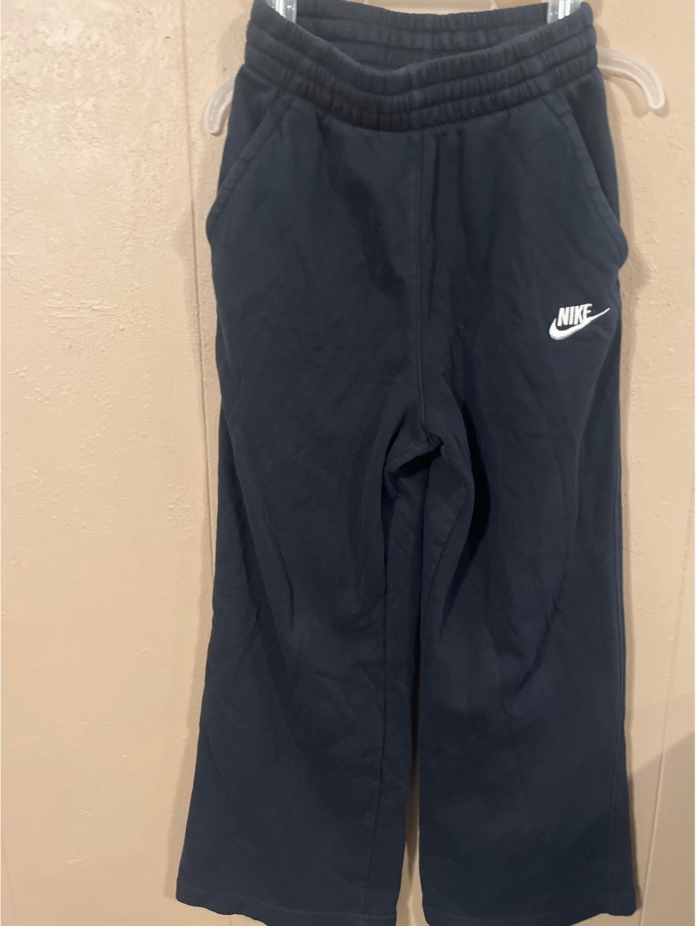 Nike Women's Black Wide Leg Sweatpants Size M
